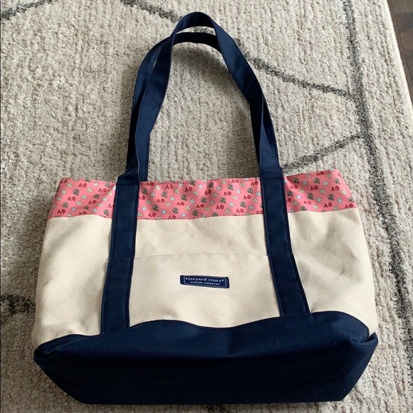 Vineyard vines Alpha Phi tote - Picture 1 of 8